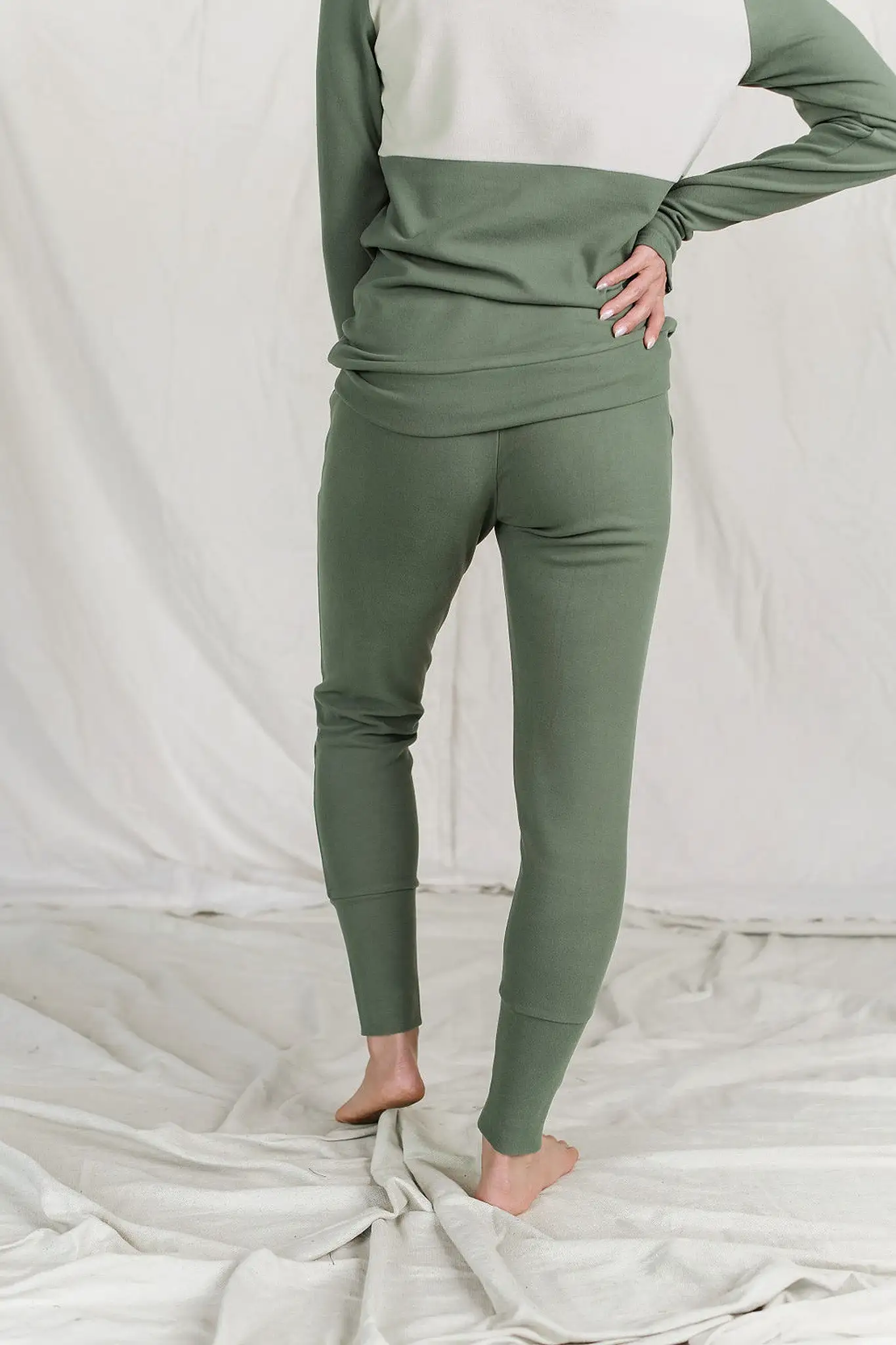 Ampersand Avenue Jogger Performance Fleece - Wanderlust