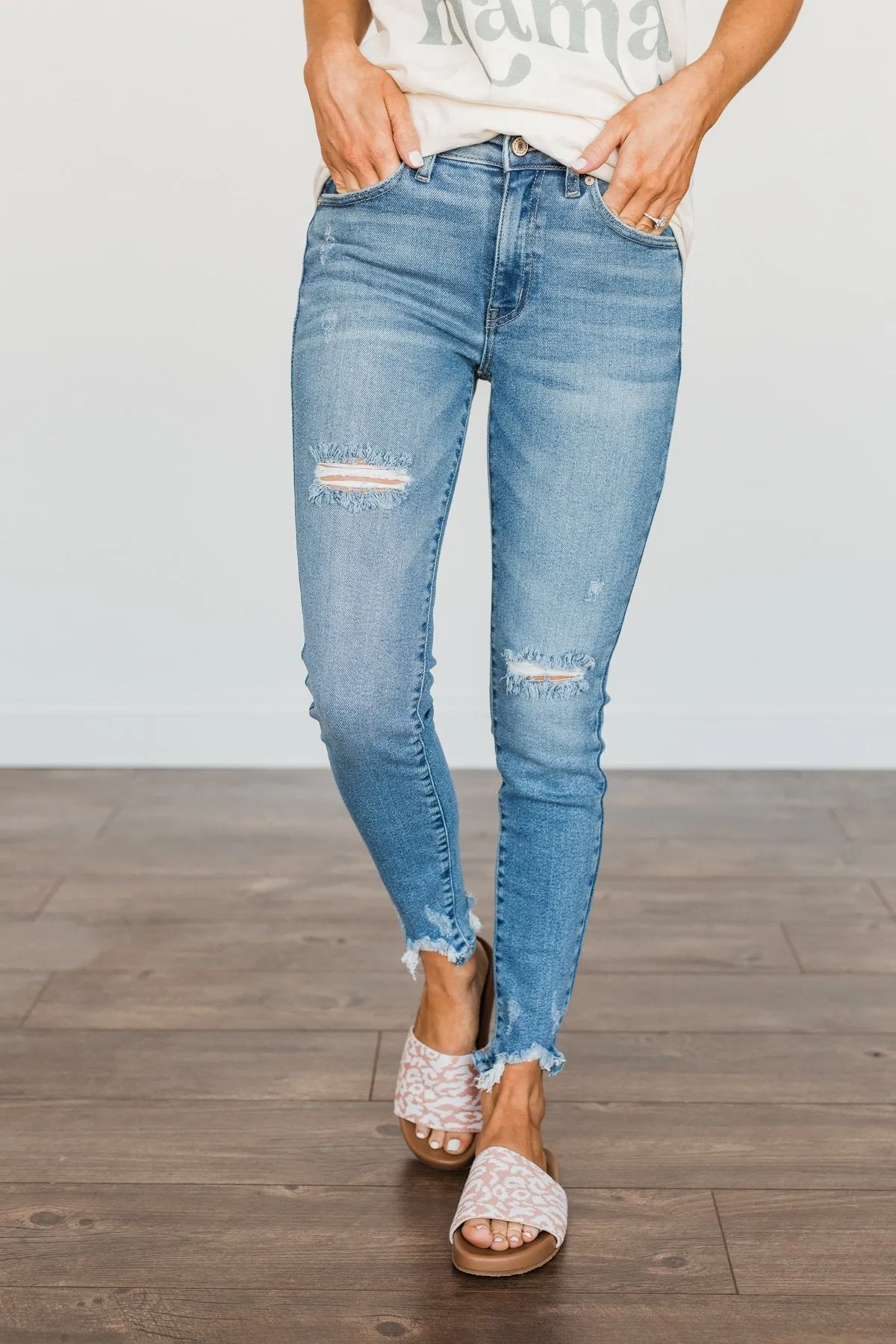 KanCan Distressed Skinny Jeans- Helen Wash