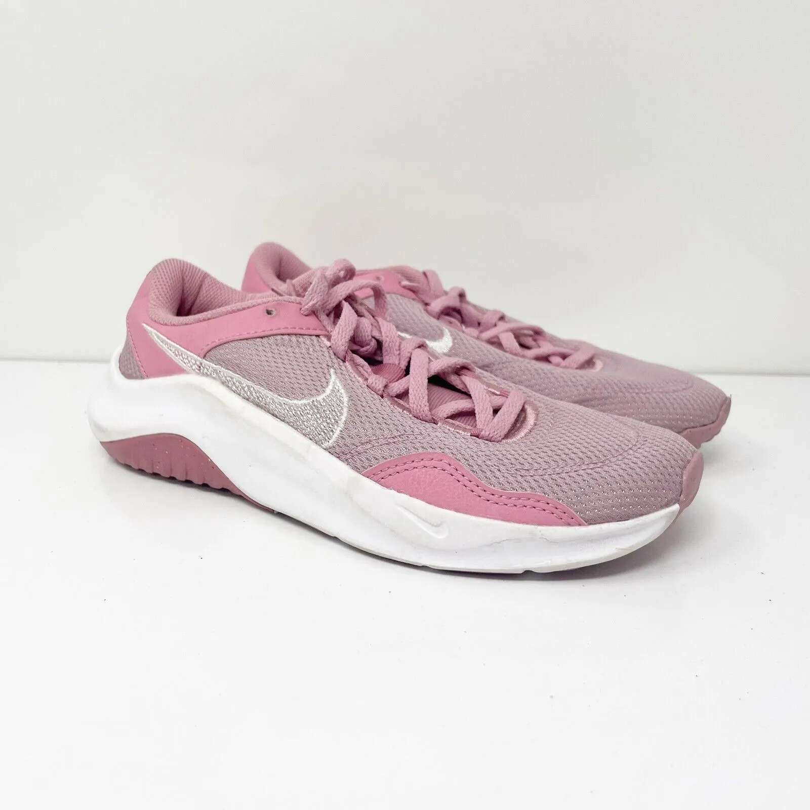 Nike Womens Legend Essential 3 NN DM1119-600 Pink Running Shoes Sneakers Sz 5.5