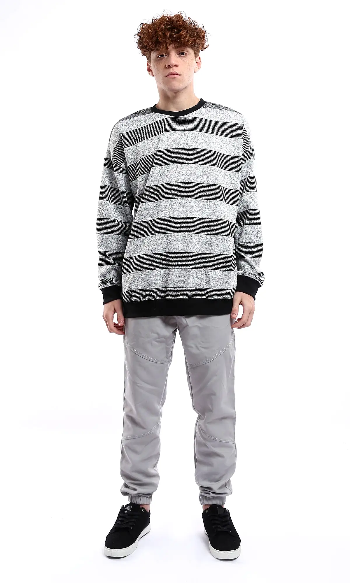 O177883 Long Sleeves Striped Grey & Black Winter Sweatshirt