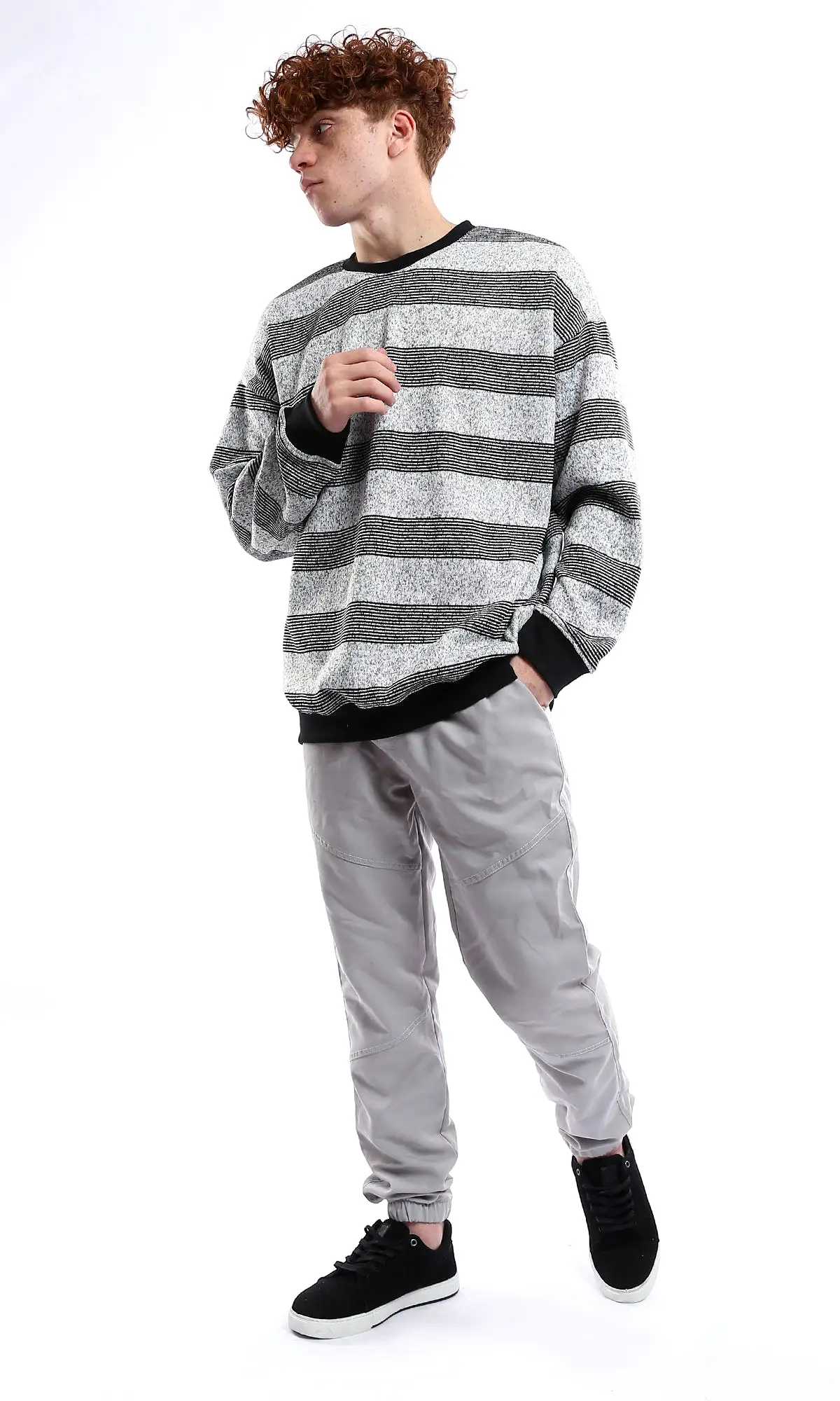 O177883 Long Sleeves Striped Grey & Black Winter Sweatshirt