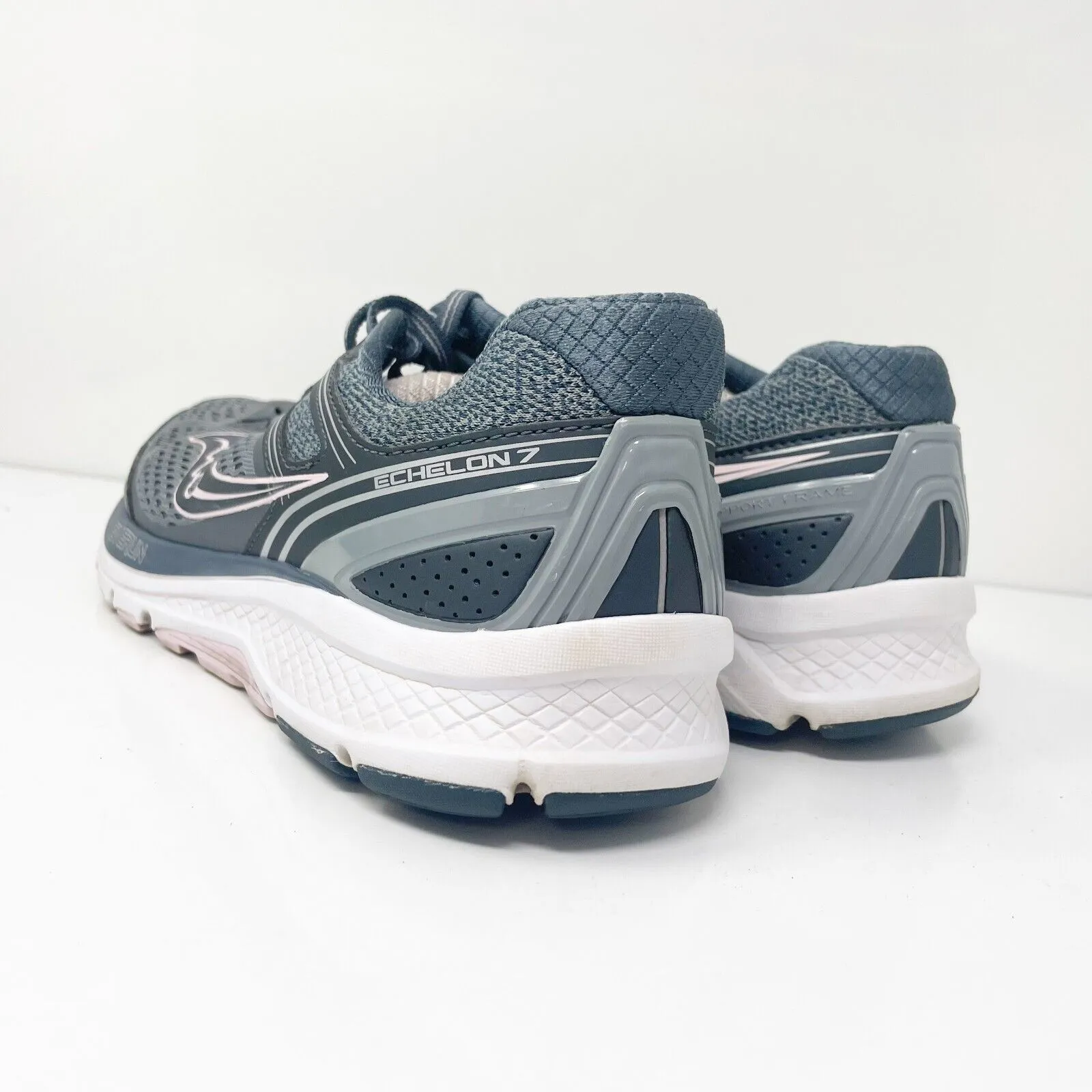 Saucony Womens Echelon 7 S10468-1 Gray Running Shoes Sneakers Size 9.5