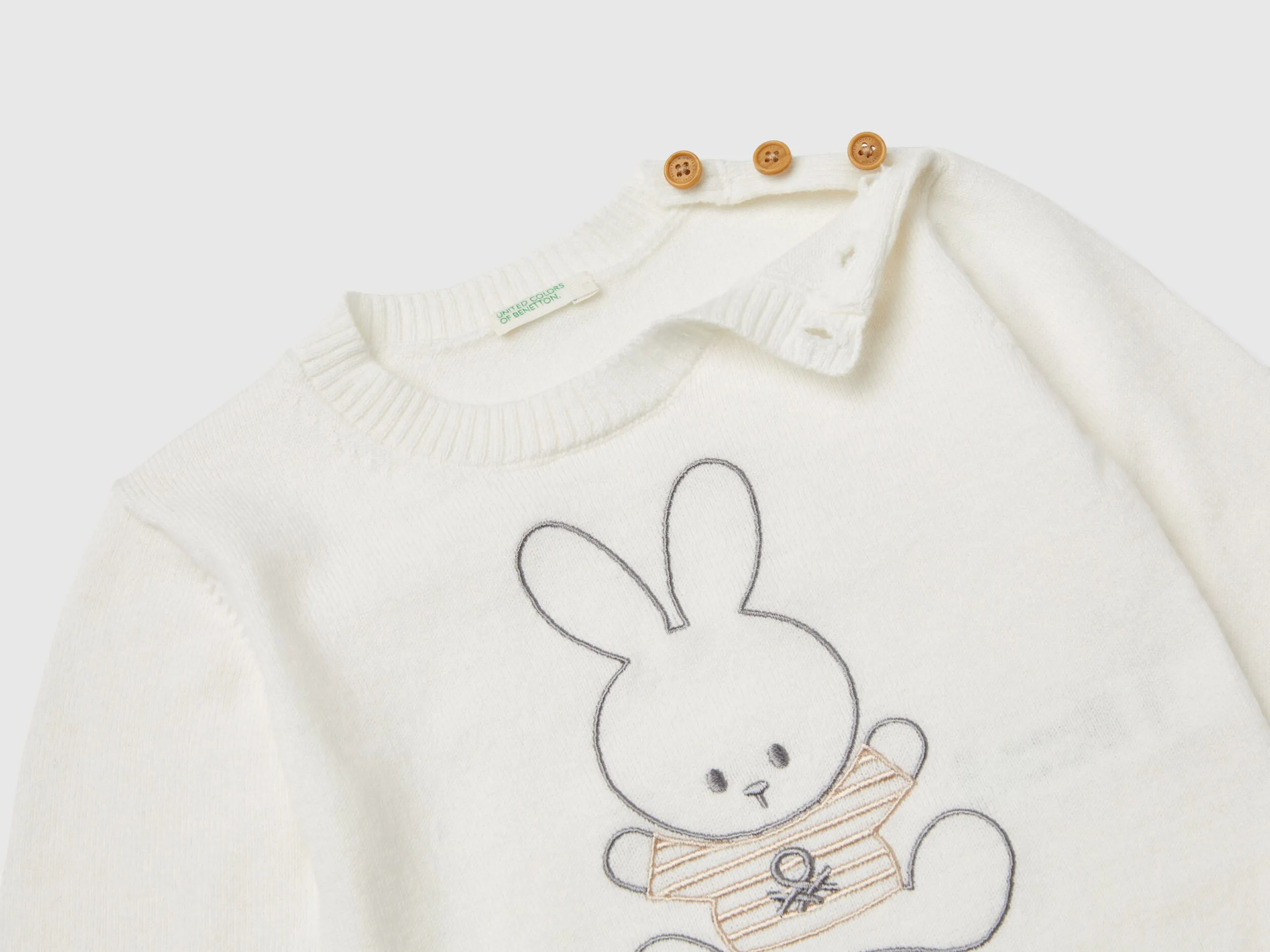 Sweater in wool blend with embroidery - Creamy White | Benetton