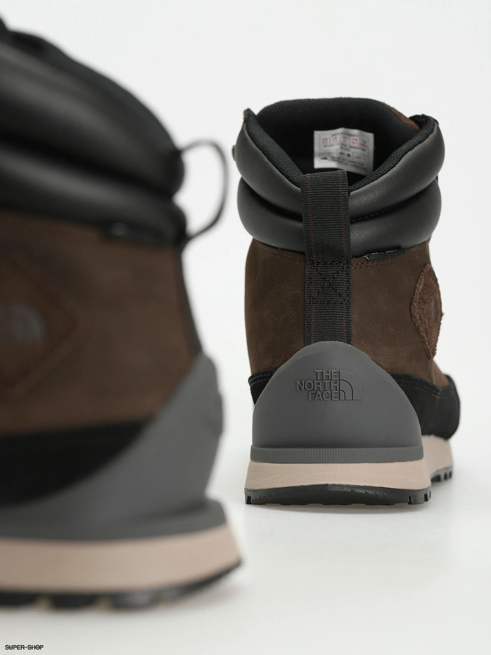 The North Face Back To Berkeley Iv Leather Wp Shoes (demitasse brown/tnf black)