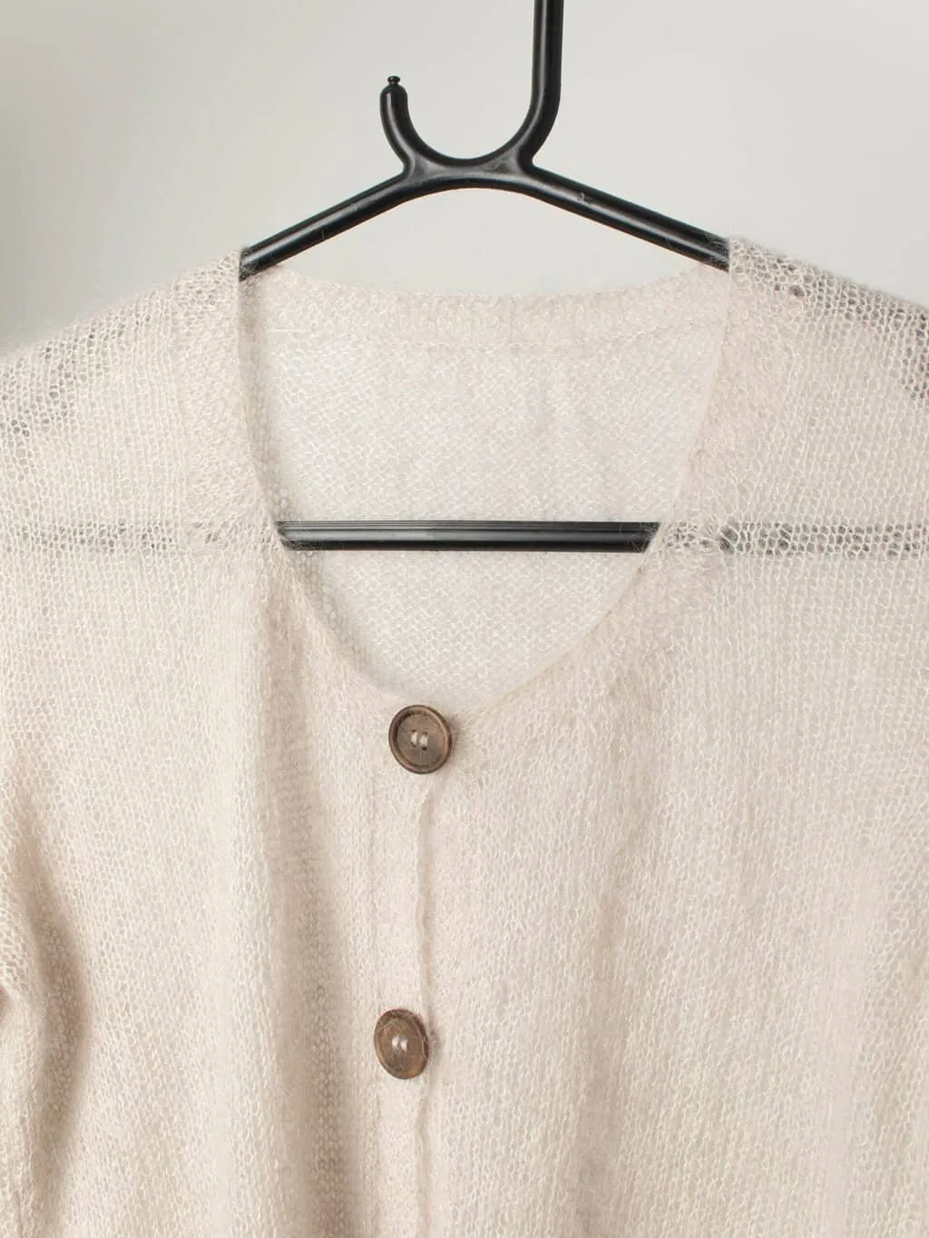 Vintage sheer mohair sweater in fine knit beige wool – XS / Small