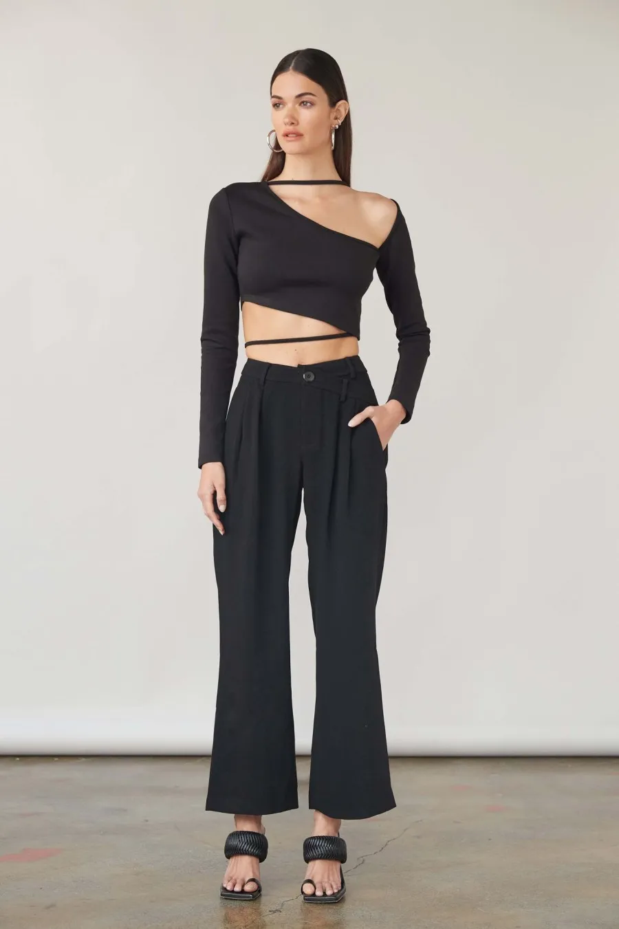 Women Atoir  | Promise Me Crop Black