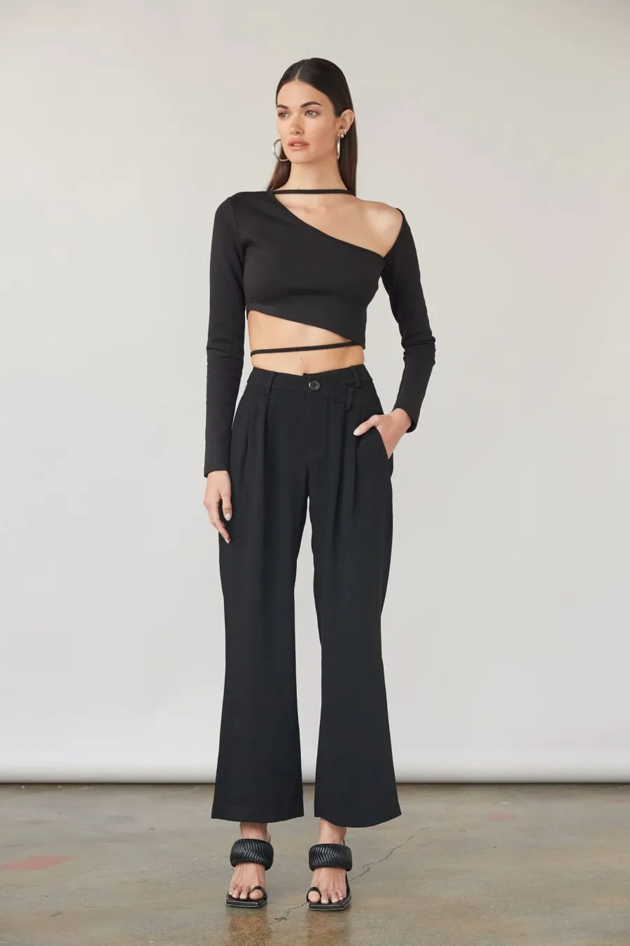 Women Atoir  | Promise Me Crop Black