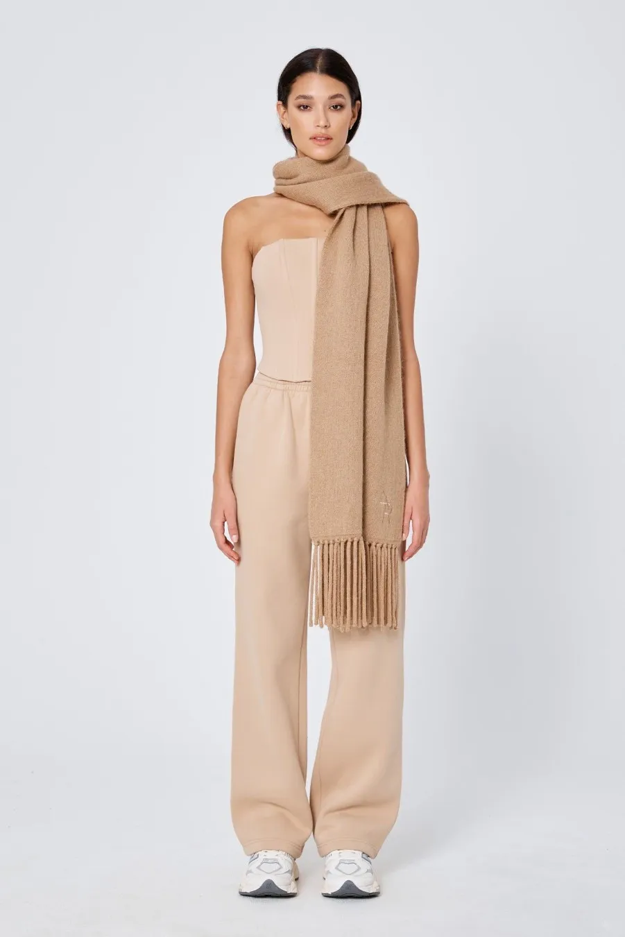 Women Atoir  | The Scarf Sand