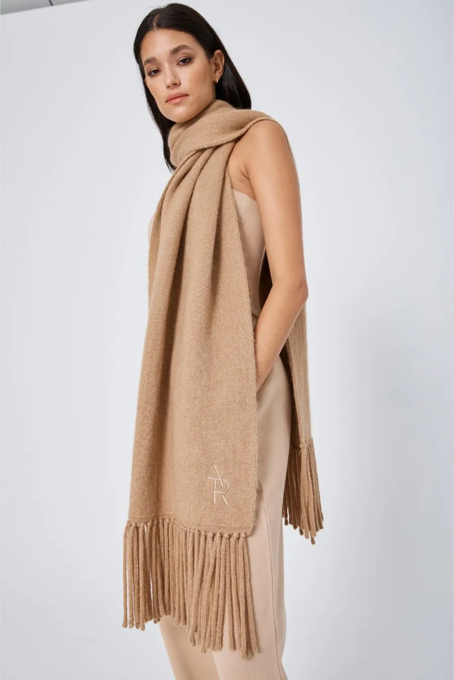 Women Atoir  | The Scarf Sand